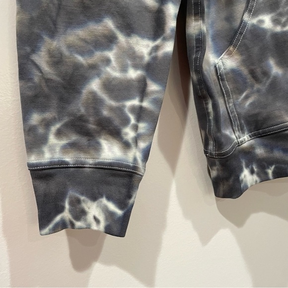 lululemon Graphite Gray Tie Dye All Yours Hoodie Size 4 - Picture 5 of 10